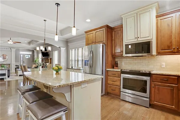 $550,000 | 8528 Cardinal Street, Lenexa, KS 66219