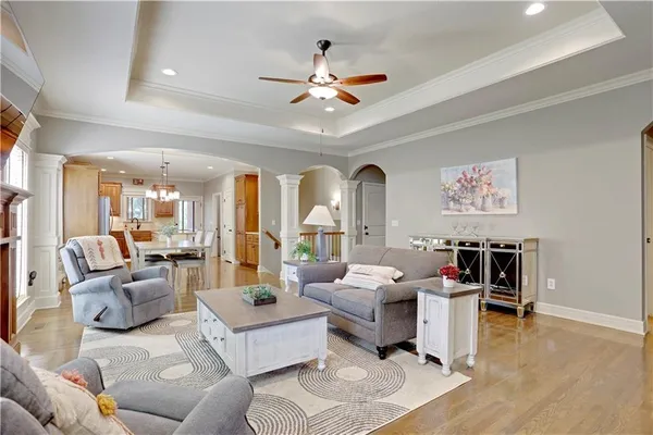 $550,000 | 8528 Cardinal Street, Lenexa, KS 66219