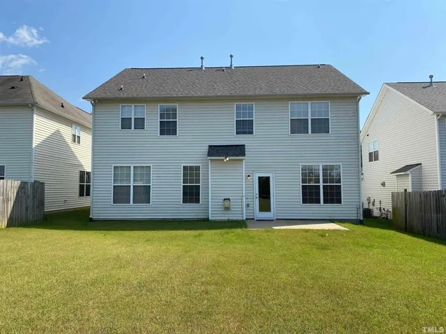 $2,495 | 234 Stobhill Lane, Fuquay-Varina, NC 27526