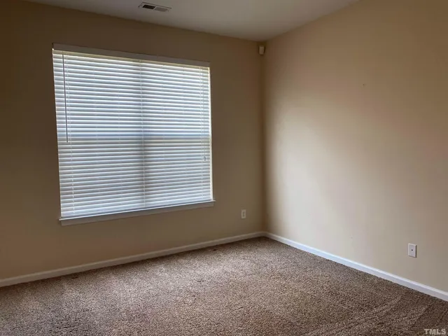 $2,495 | 234 Stobhill Lane, Fuquay-Varina, NC 27526