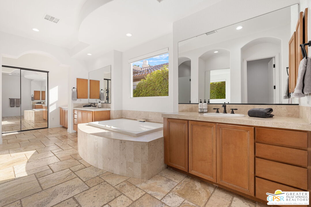 81215 Legends Way La Quinta, CA 92253 - Photo 34 of 45