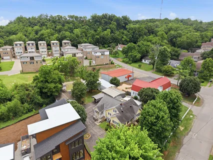 $950,000 | 5717 Maudina Avenue, Nashville, TN 37209