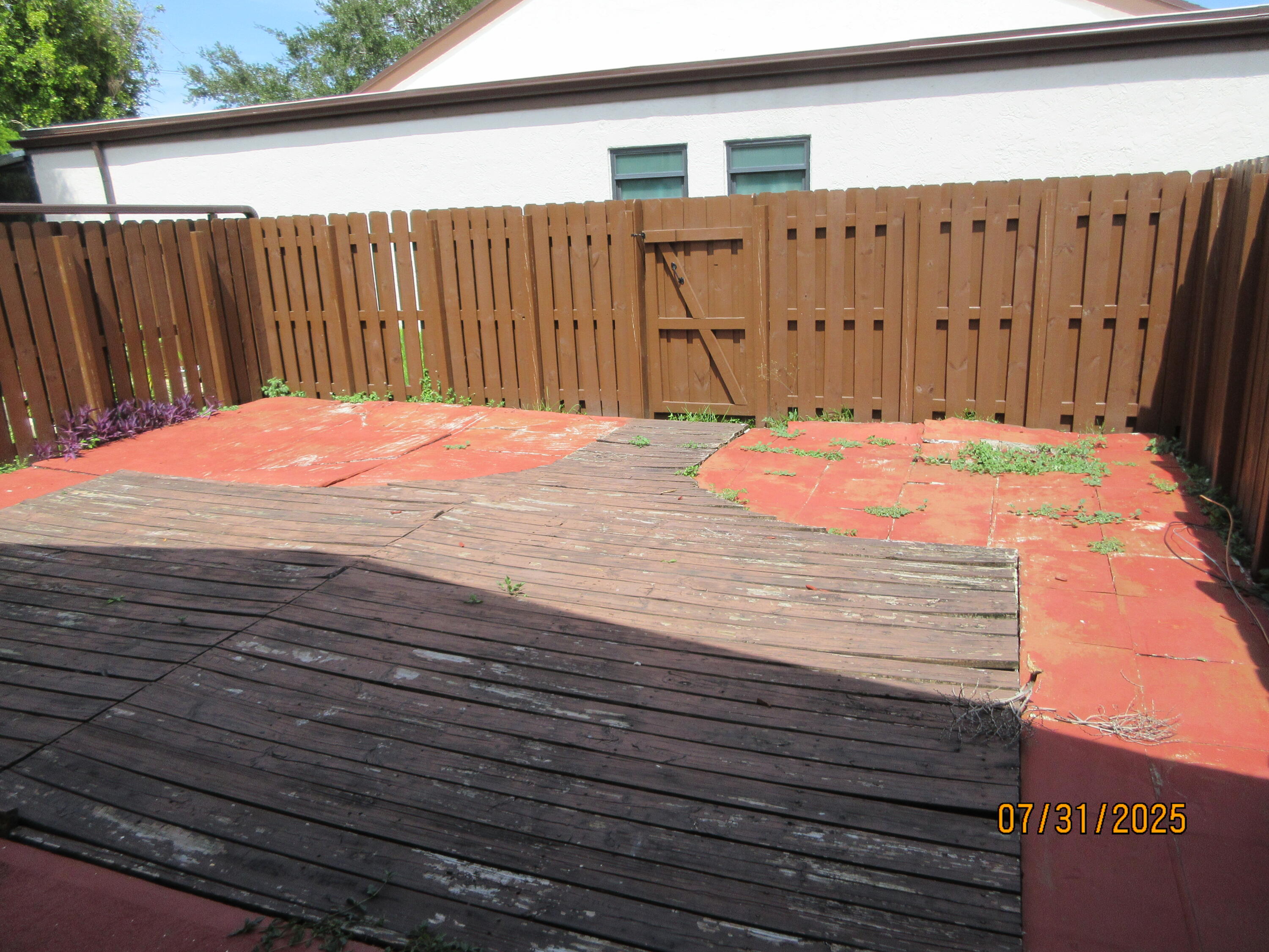 1760 Northwest 72nd Avenue, Unit 81 Plantation, FL 33313 - Photo 9 of 10 a view of a wooden floor