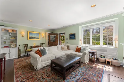 $1,749,000 | 5 Merestone Terrace, Bronxville, NY 10708