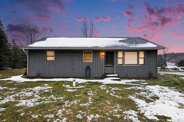 $220,000 | 6994 Long Lake Road, Berrien Springs, MI 49103