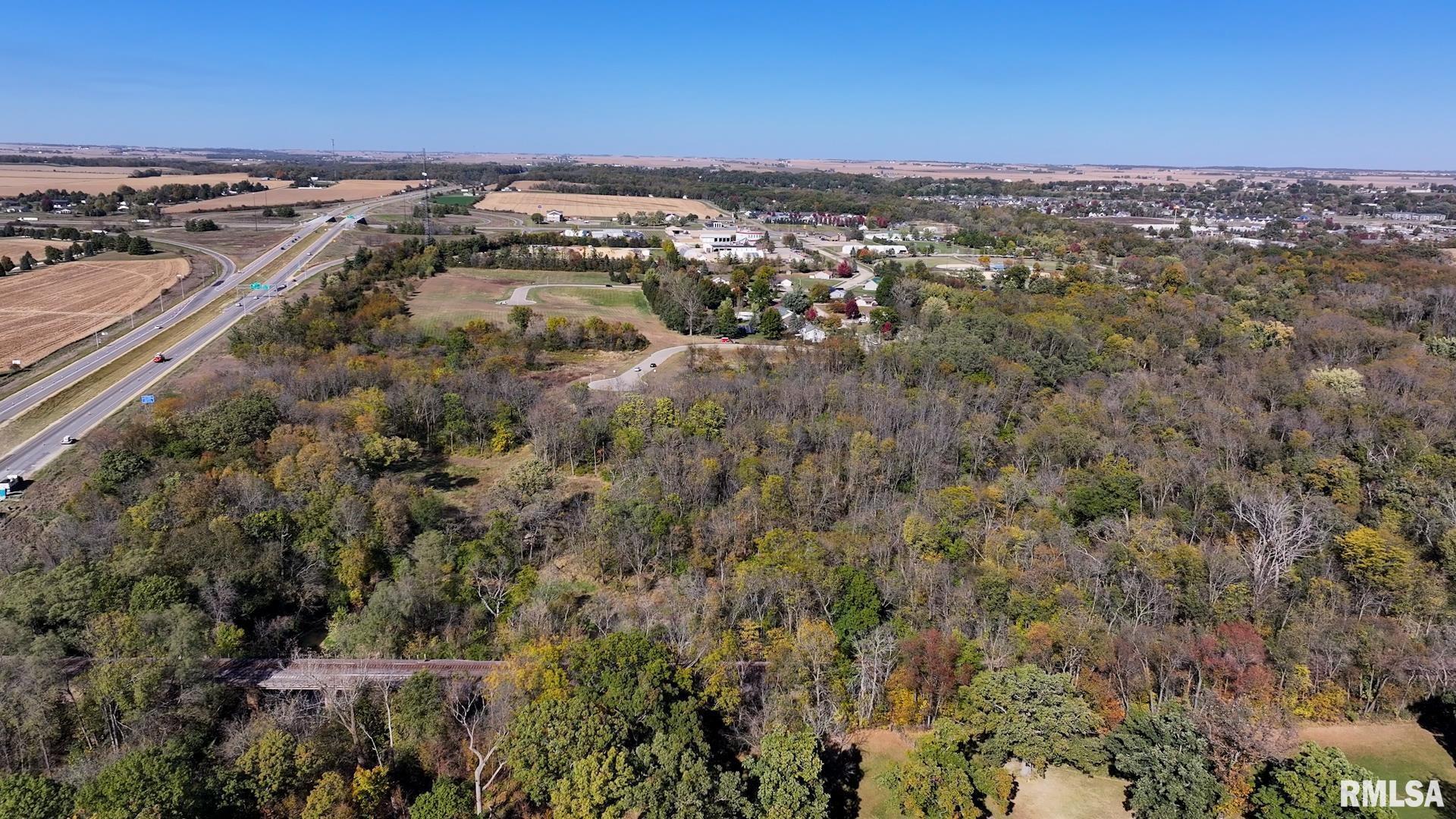 302 Silver Creek Road De Witt, IA 52742 - Photo 8 of 14 a view of a city
