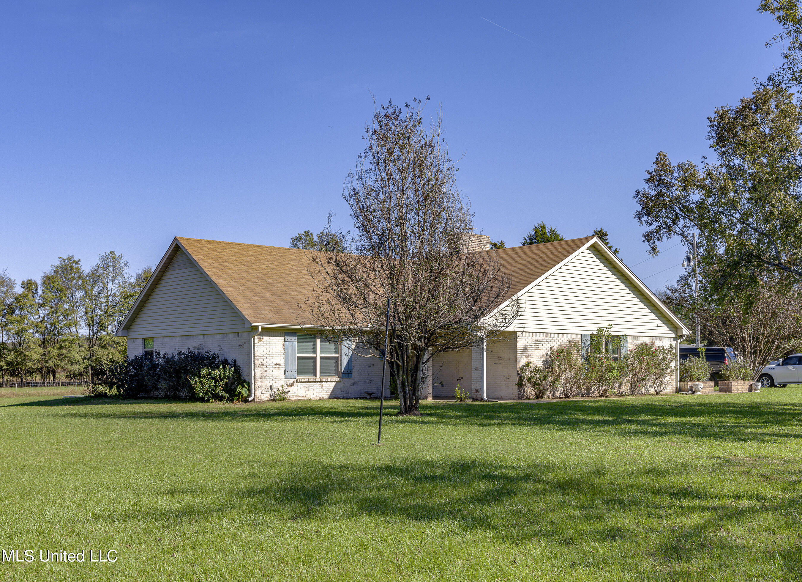 130 Cidero Road Raymond, MS 39154 - Photo 1 of 52 Main View 1