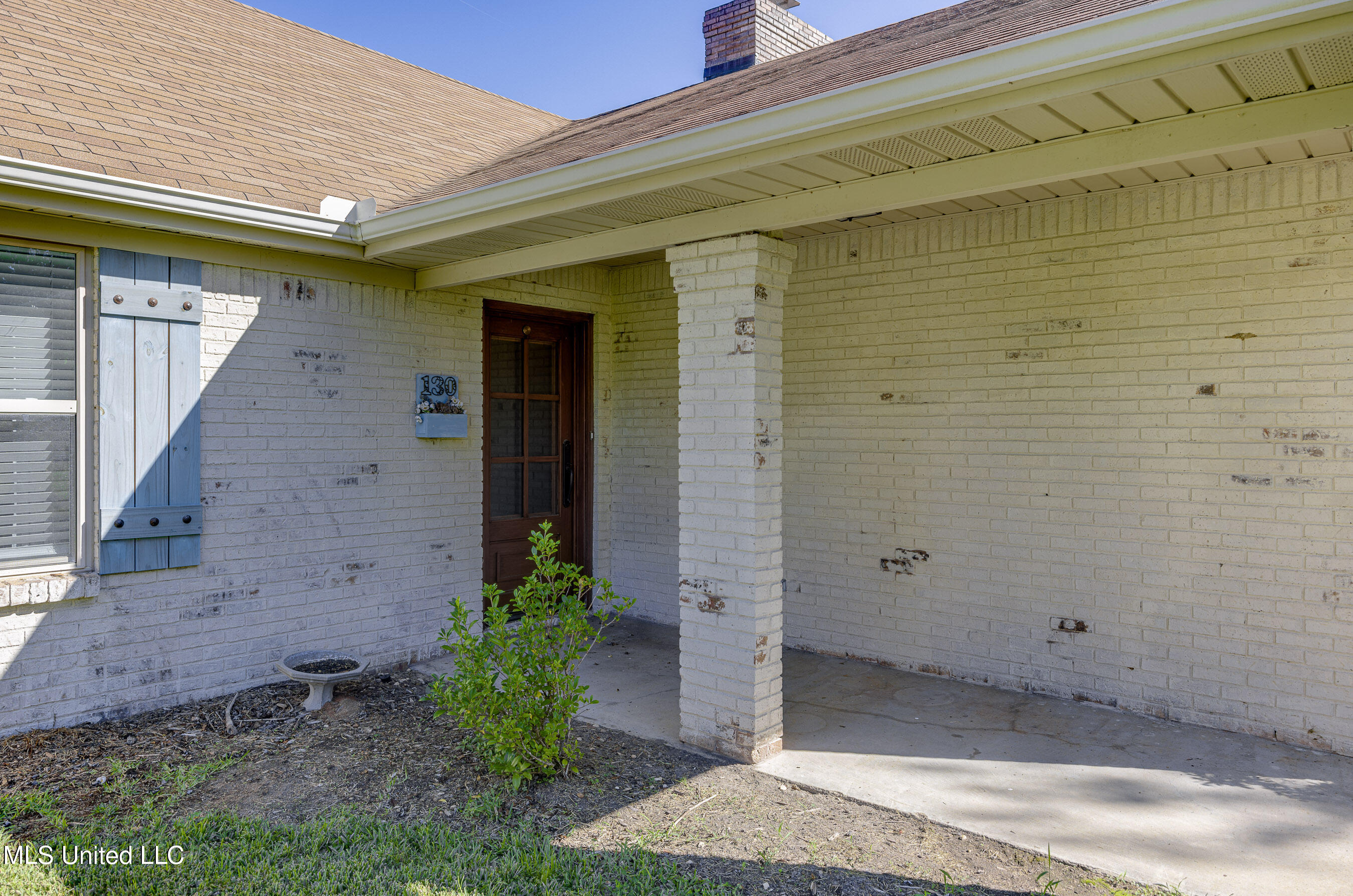 130 Cidero Road Raymond, MS 39154 - Photo 3 of 52 Front Porch
