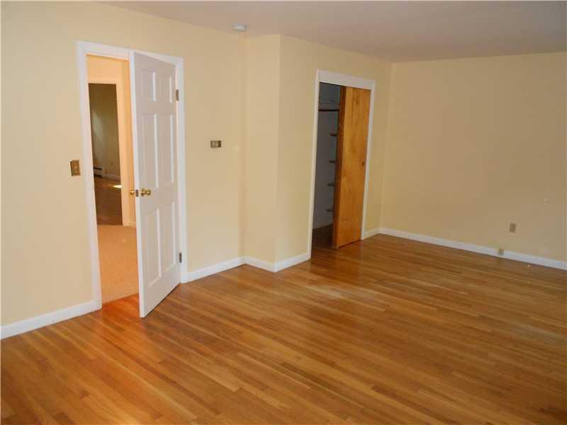 36 Meadowbrook Road Brunswick, ME 04011 - Photo 26 of 31 Bedroom.