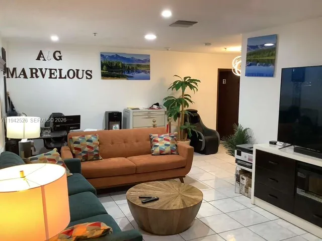 $1,150,000 | 6706 Inwood, North Lauderdale, FL 33068