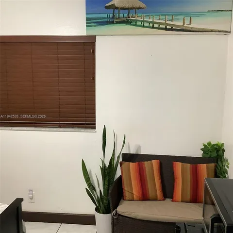 $1,150,000 | 6706 Inwood, North Lauderdale, FL 33068