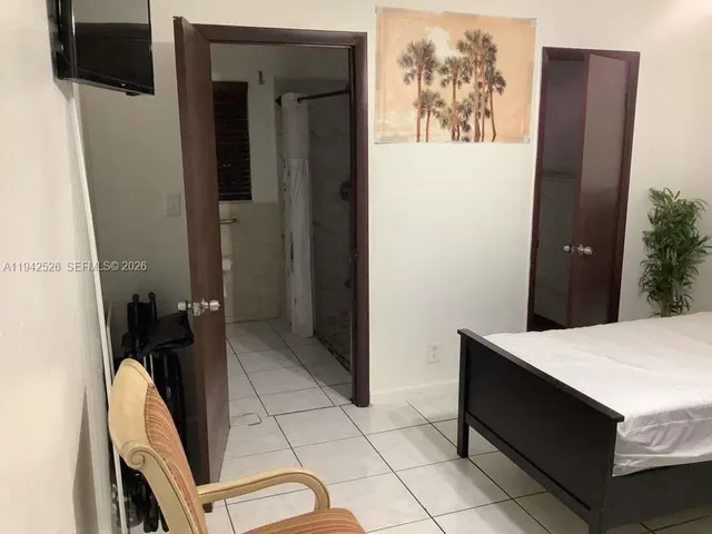 $1,150,000 | 6706 Inwood, North Lauderdale, FL 33068