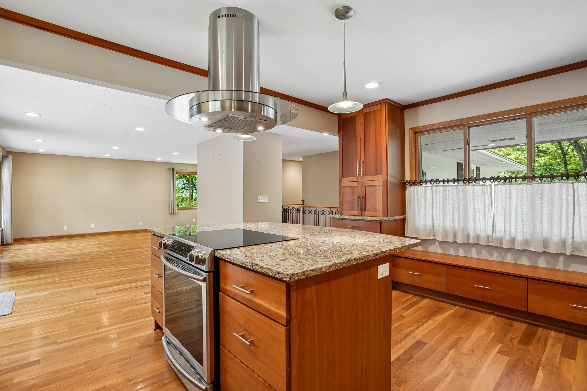 4580 Oak Pond Road Eagan, MN 55123 - Photo 15 of 79 Gallery Image 15