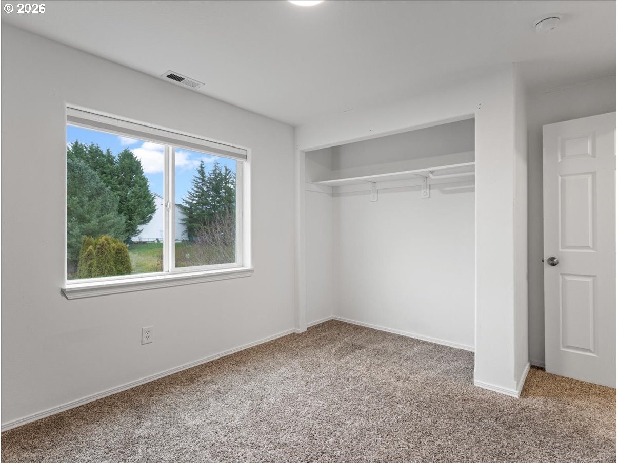 2952 Southeast Pheasant Avenue Gresham, OR 97080 - Photo 32 of 44