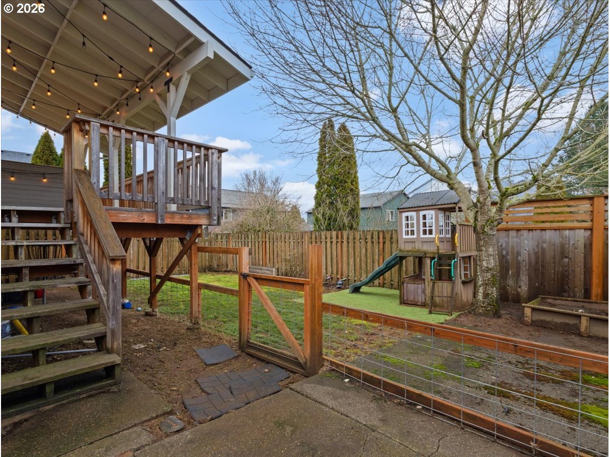 2952 Southeast Pheasant Avenue Gresham, OR 97080 - Photo 36 of 44