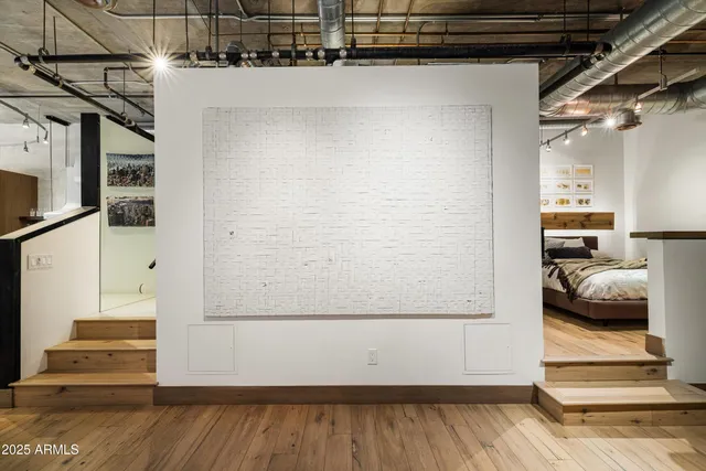 a view of utility room