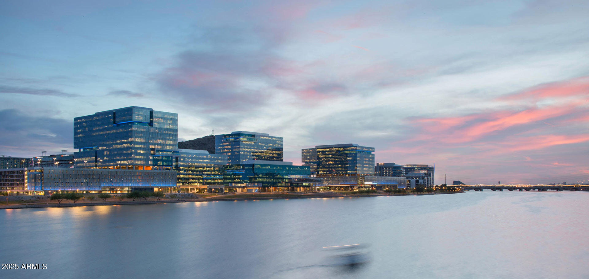 21 East 6th Street, Unit 507 Tempe, AZ 85281 - Photo 34 of 35 a view of city and lake
