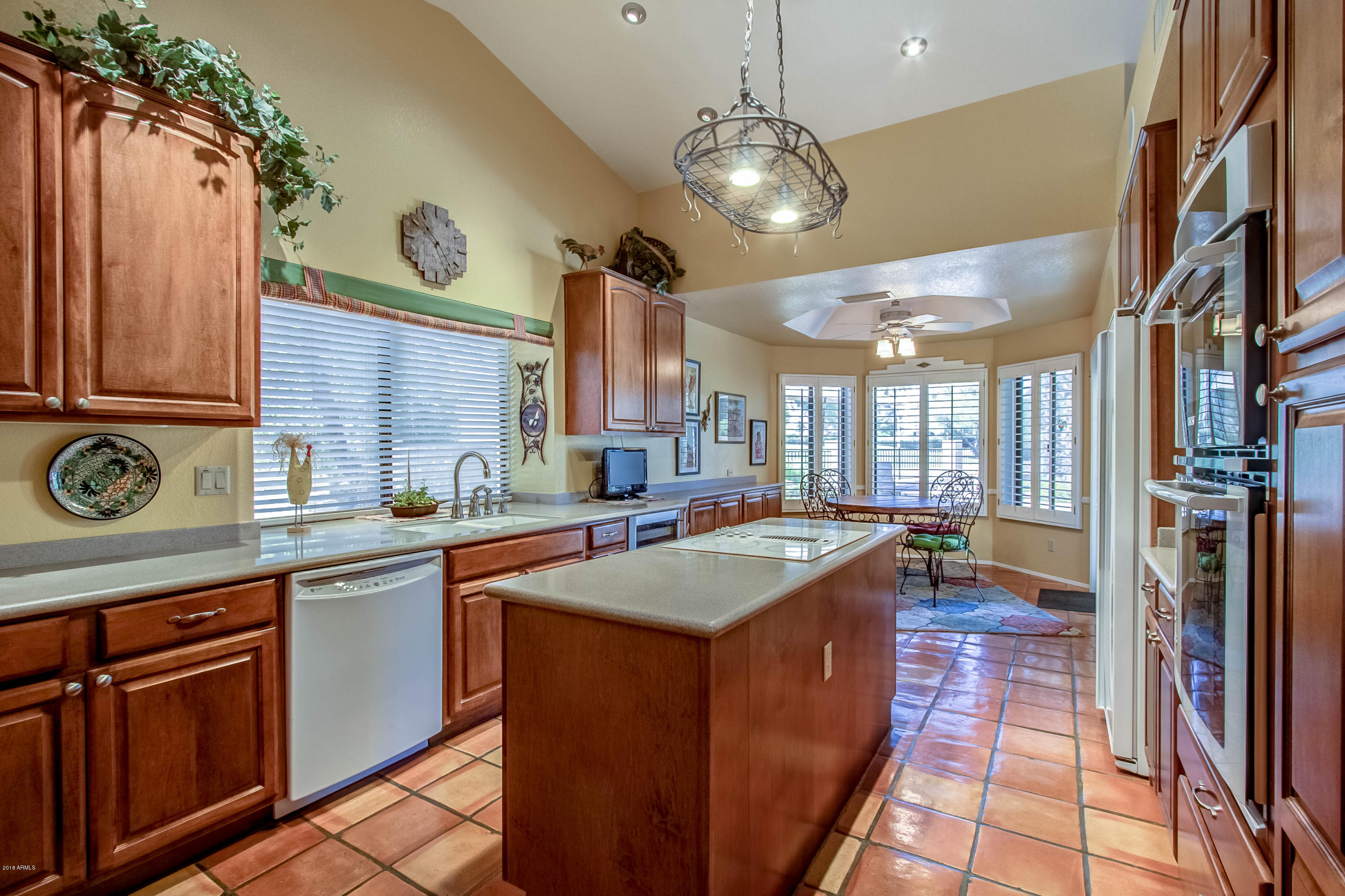26024 Agave Drive Rio Verde, AZ 85263 - Photo 8 of 20 Center Island