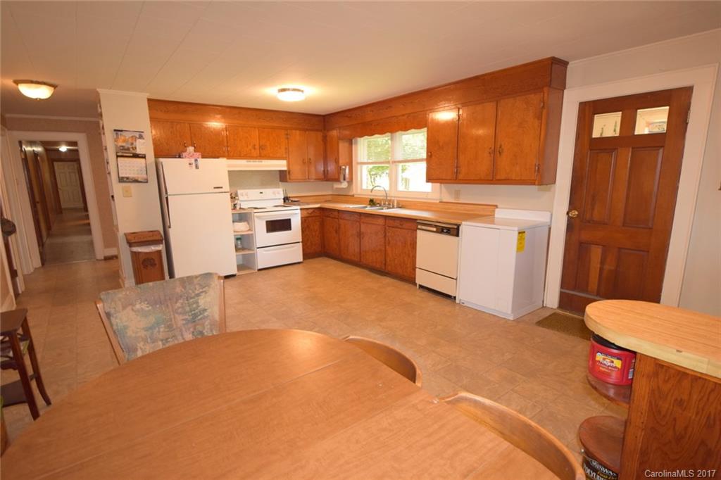 3740 Walker Road Maiden, NC 28650 - Photo 3 of 24 Gallery Image 3
