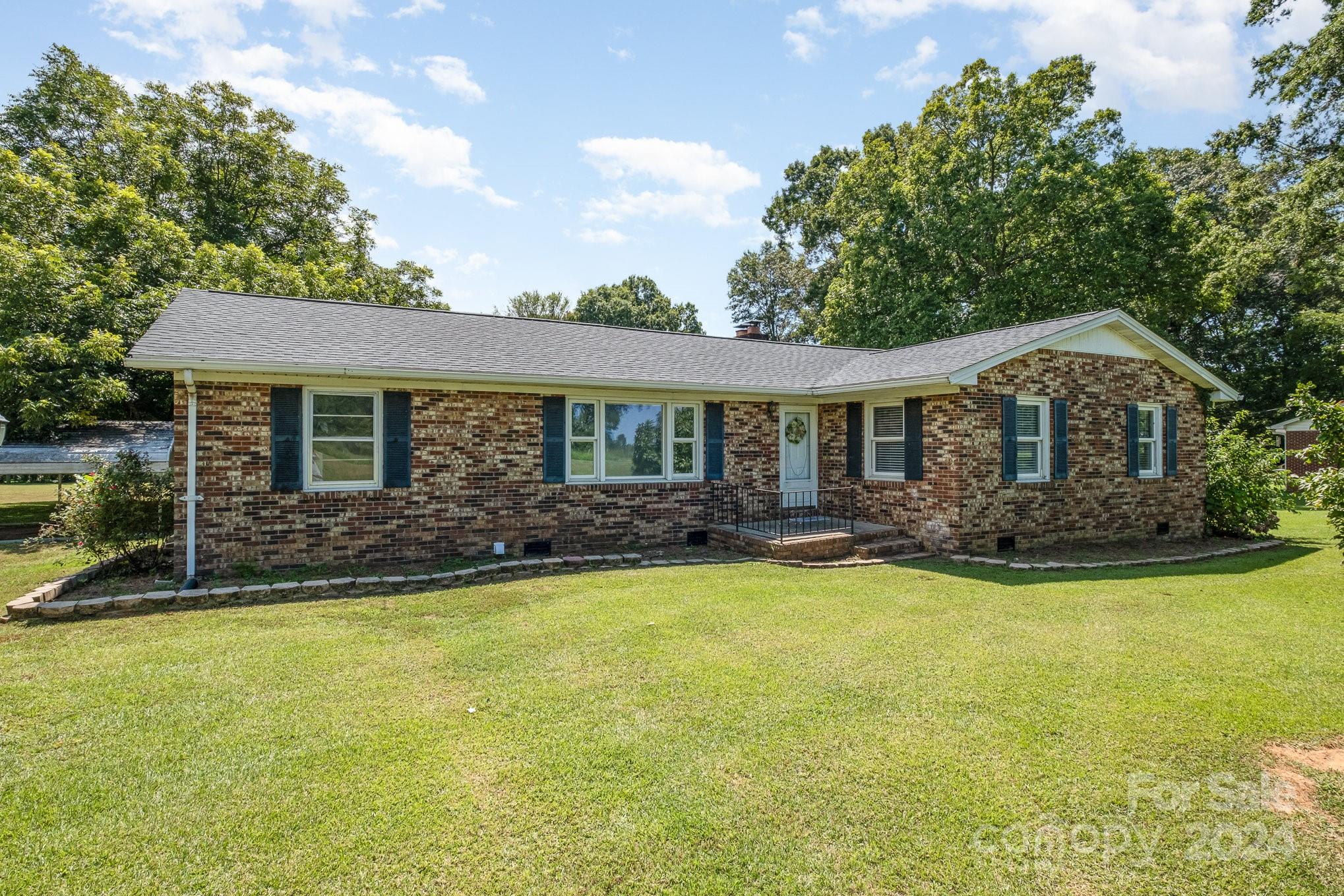 6359 Old York Road York, SC 29745 - Photo 1 of 33 Gallery Image 1
