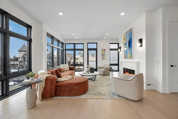 $3,388,000 | 14 Green Street, Unit PHA, Brookline, MA 02446