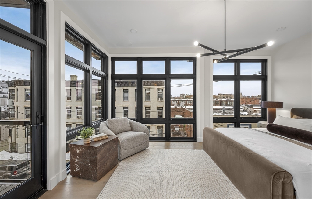 14 Green Street, Unit PHA Brookline, MA 02446 - Photo 29 of 38