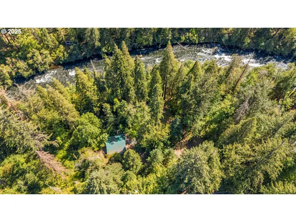 $550,000 | Mckenzie River Drive, Unit 1800, Blue River, OR 97413