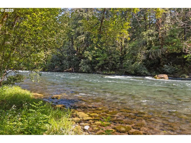 $550,000 | Mckenzie River Drive, Unit 1800, Blue River, OR 97413