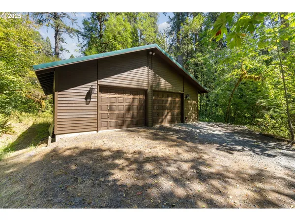 $550,000 | Mckenzie River Drive, Unit 1800, Blue River, OR 97413