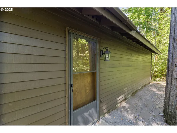 $550,000 | Mckenzie River Drive, Unit 1800, Blue River, OR 97413