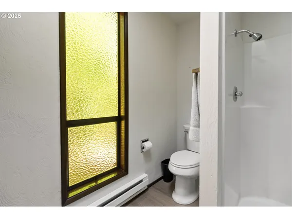 $550,000 | Mckenzie River Drive, Unit 1800, Blue River, OR 97413