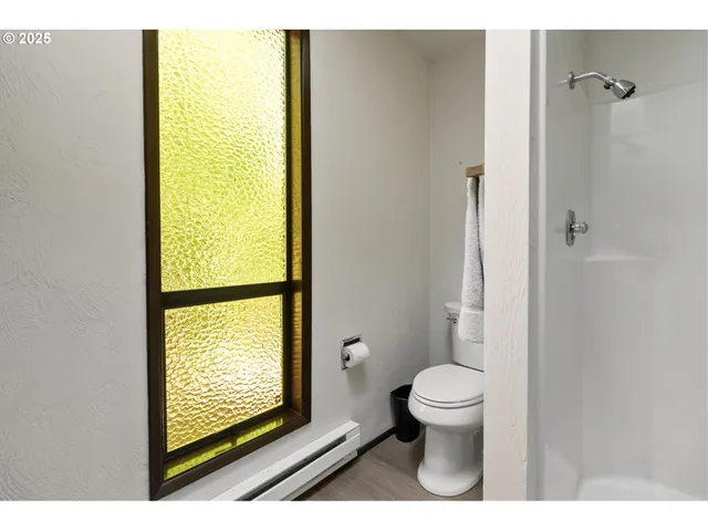 $550,000 | Mckenzie River Drive, Unit 1800, Blue River, OR 97413