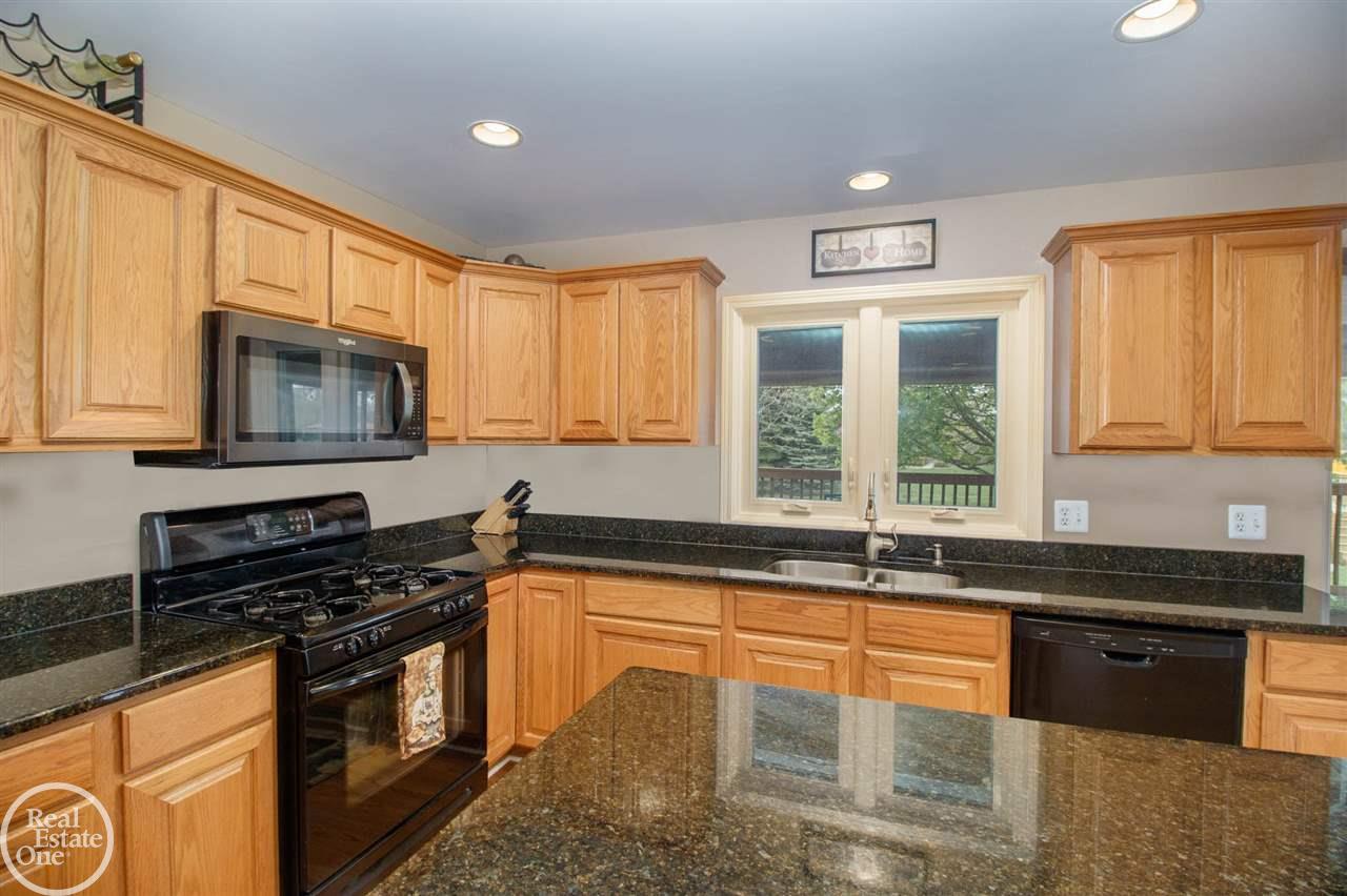 10971 Chicago Road Warren, MI 48093 - Photo 17 of 45