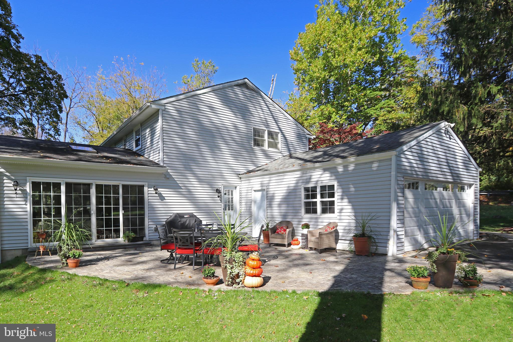 1340 South Ship Road West Chester, PA 19380 - Photo 7 of 50 Back patio