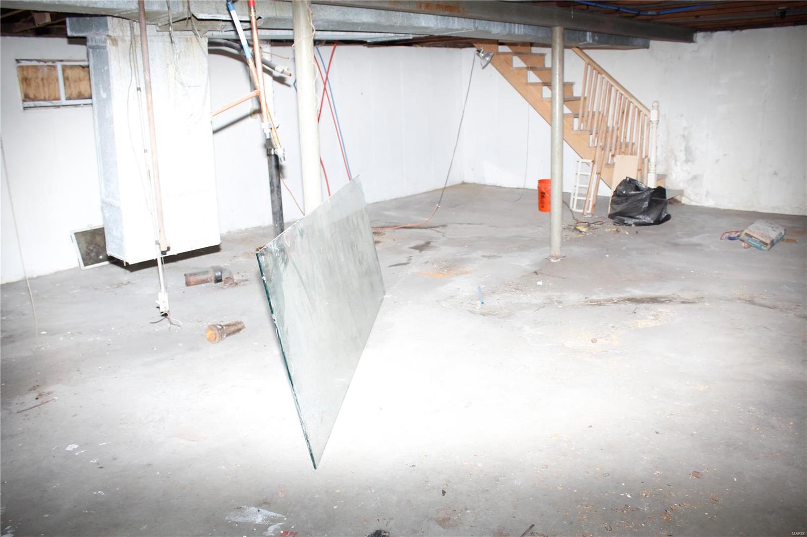 7482 Halpin Drive Ferguson, MO 63135 - Photo 9 of 11