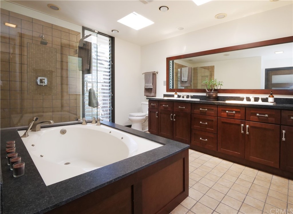 6810 Crest Road Rancho Palos Verdes, CA 90275 - Photo 14 of 28