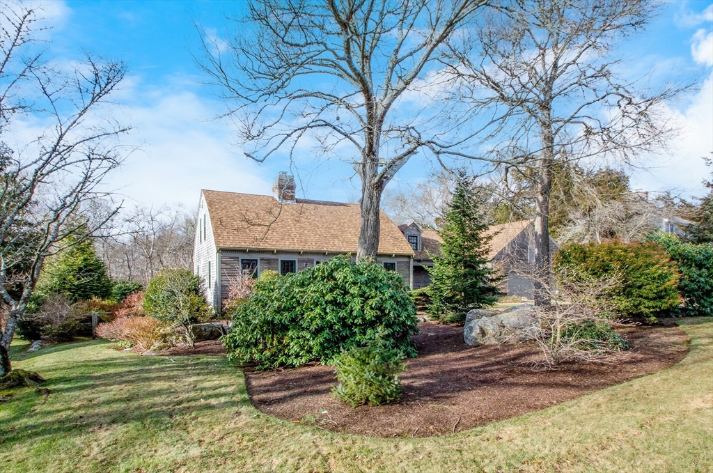 15 Hitching Post Road Mattapoisett, MA 02739 - Photo 2 of 33 Gallery Image 2