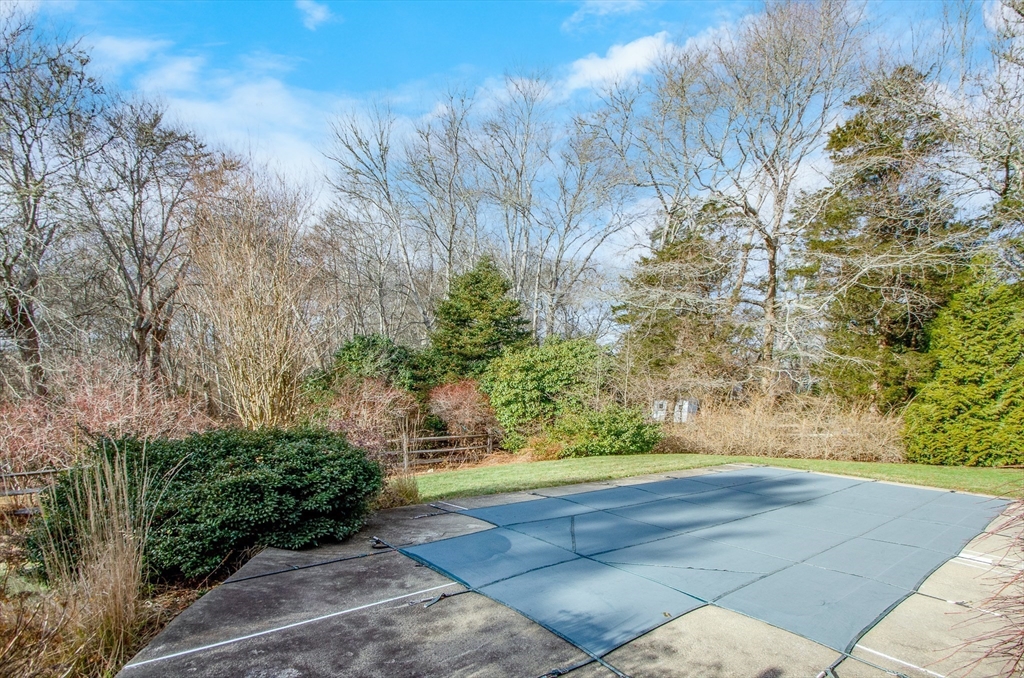 15 Hitching Post Road Mattapoisett, MA 02739 - Photo 8 of 33 Gallery Image 8