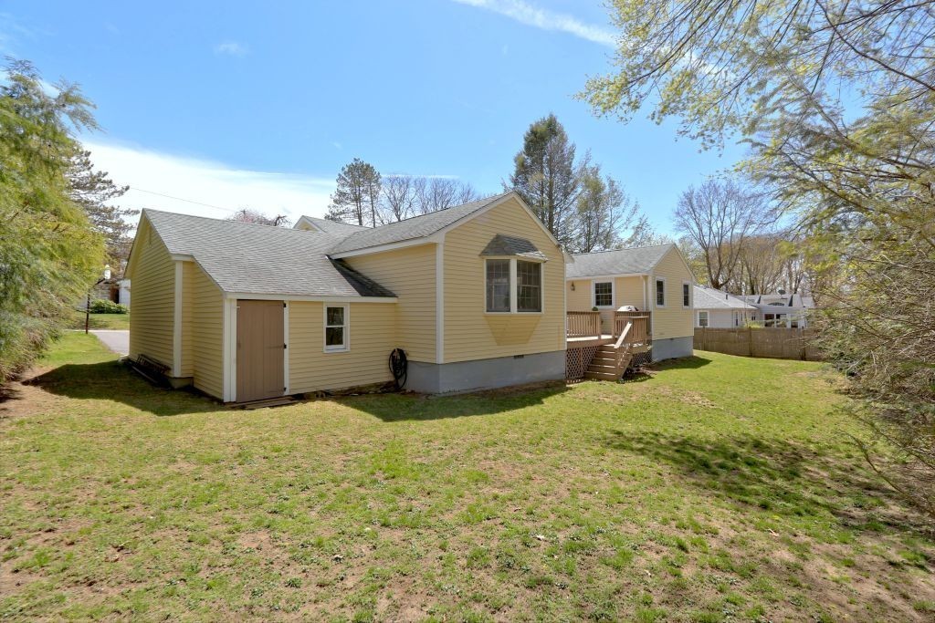 17 Maguire Road Wayland, MA 01778 - Photo 3 of 22 Gallery Image 3