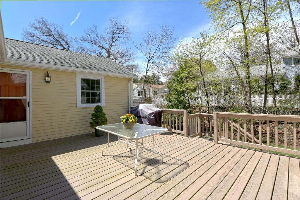 17 Maguire Road Wayland, MA 01778 - Photo 6 of 22 Gallery Image 6
