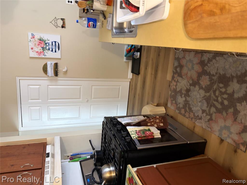 830 South Venoy Road Westland, MI 48186 - Photo 10 of 10