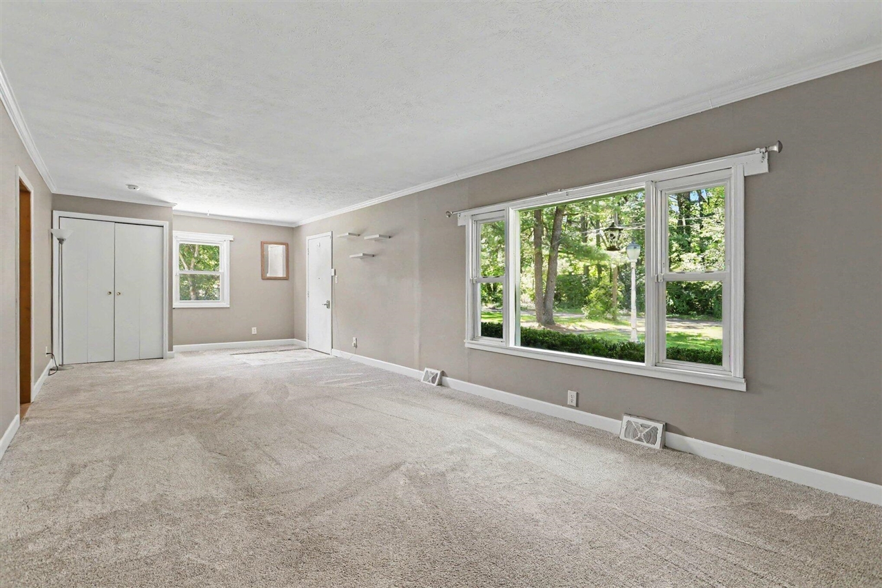 229 Hartman Road Niles, MI 49120 - Photo 8 of 35 Gallery Image 8