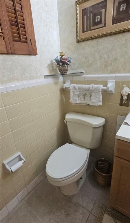 1610 Indiana Avenue Palm Harbor, FL 34683 - Photo 42 of 61