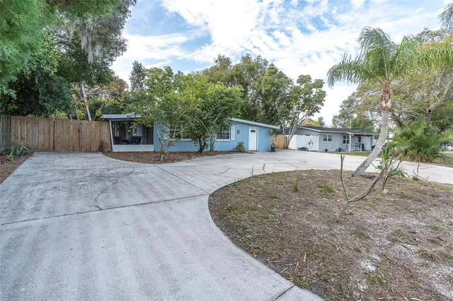 $349,900 | 1610 Indiana Avenue, Palm Harbor, FL 34683