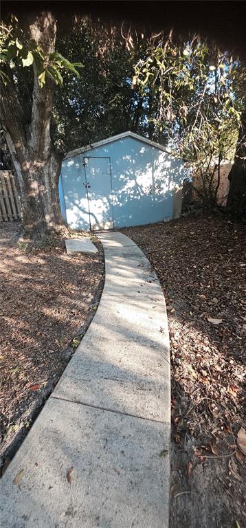 1610 Indiana Avenue Palm Harbor, FL 34683 - Photo 54 of 61