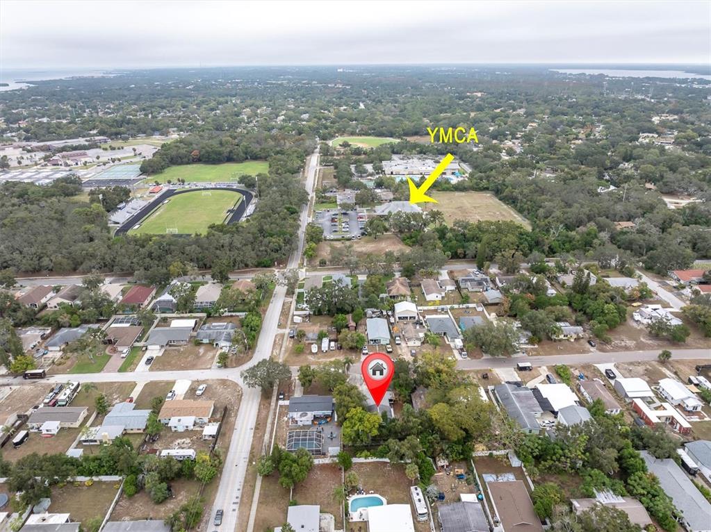 1610 Indiana Avenue Palm Harbor, FL 34683 - Photo 6 of 61