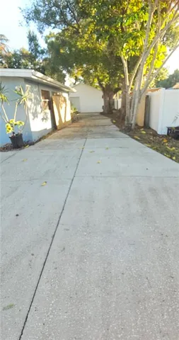 $349,900 | 1610 Indiana Avenue, Palm Harbor, FL 34683