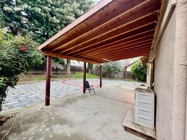 $650,000 | 15 Wimbledon Lane, Tracy, CA 95376