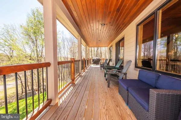 $995,000 | 94 Sandy View, Oakland, MD 21550