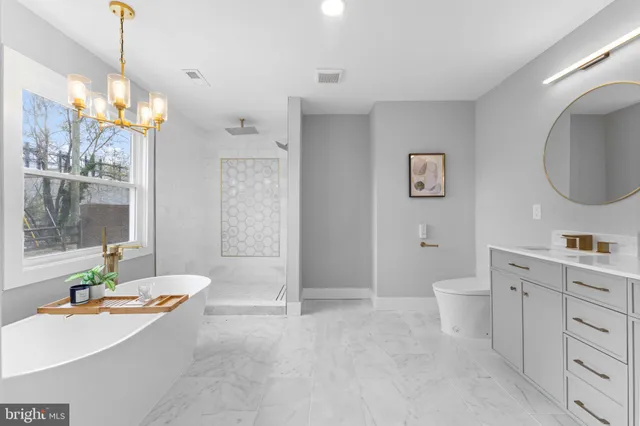 $649,900 | 6402 Pioneer Drive, Springfield, VA 22150